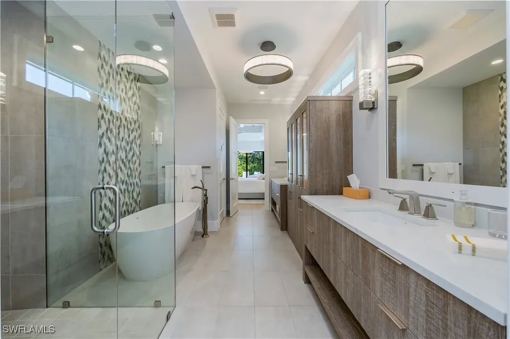 1493 Pelican Avenue Naples FL 34102
