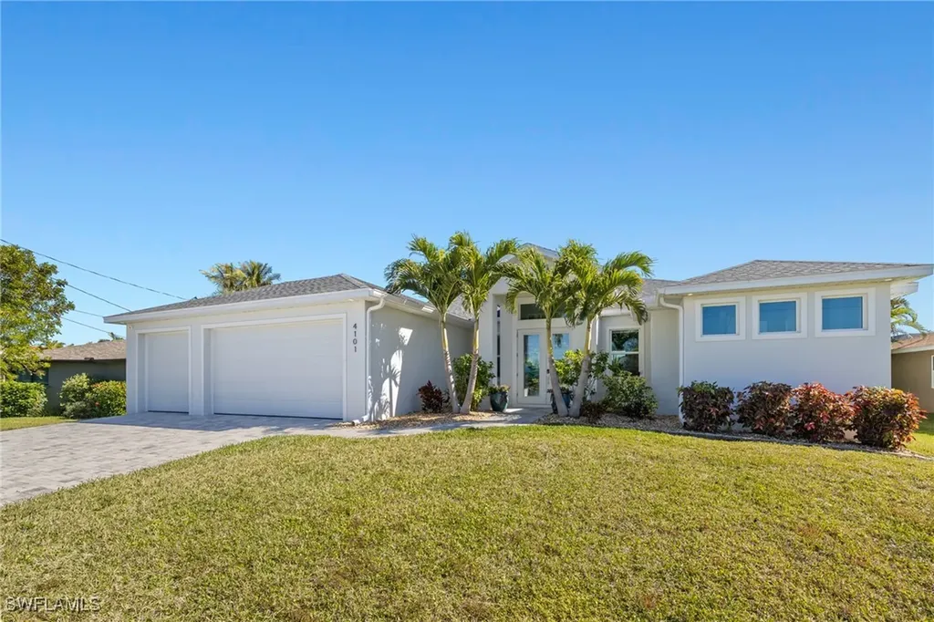 4101 SW 2nd Avenue Cape Coral FL 33914
