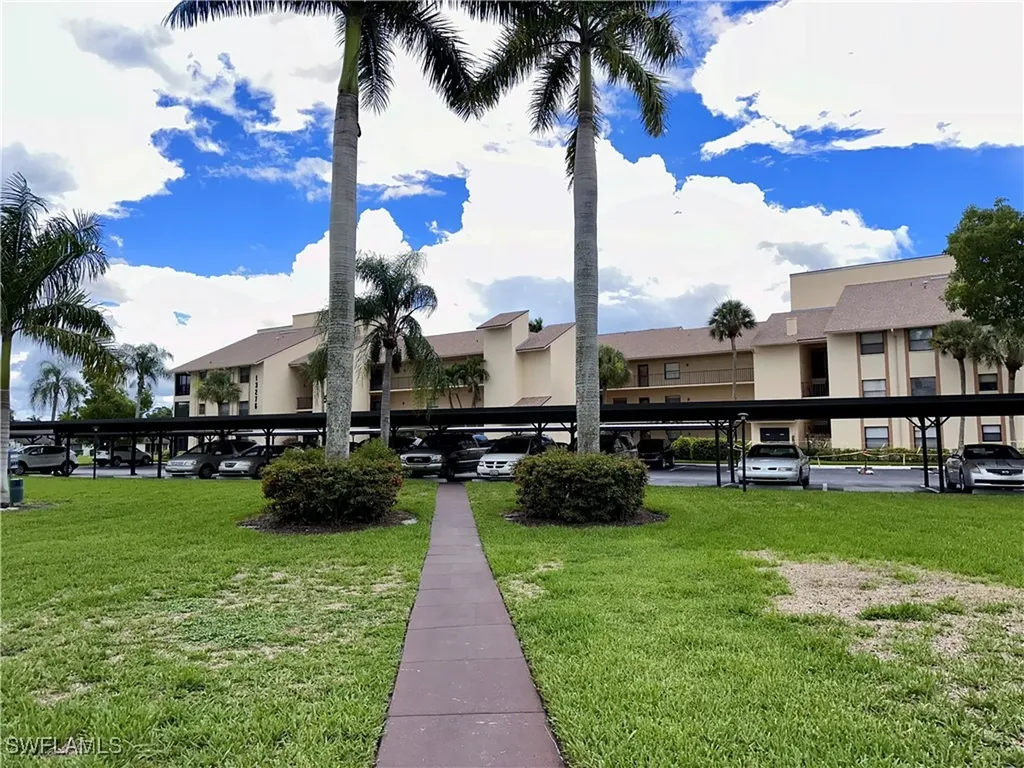 13276 White Marsh Lane Fort Myers FL 33912