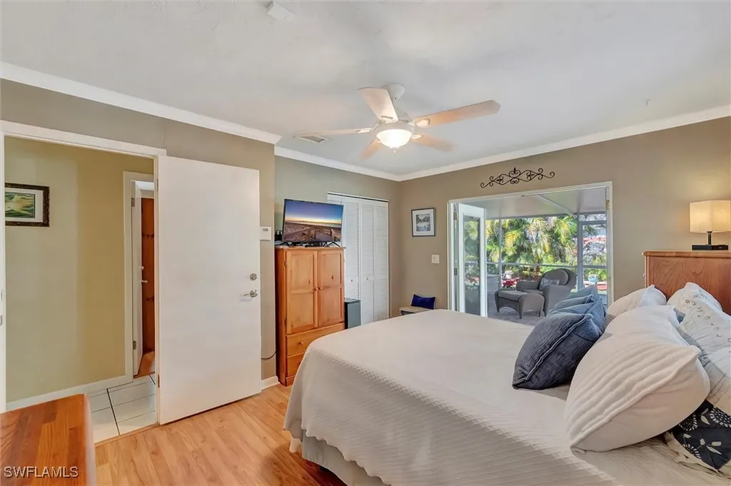 715 96th Avenue N Naples FL 34108