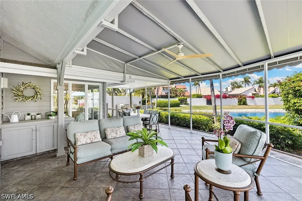 643 Bridgeway Lane Naples FL 34108