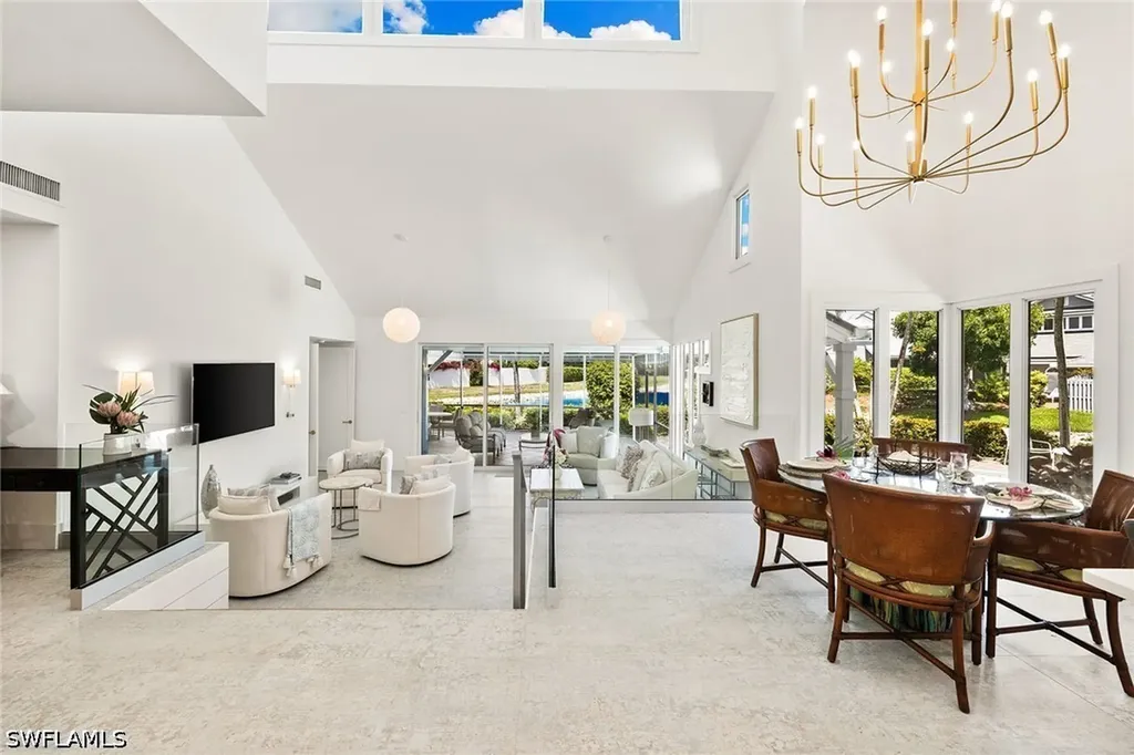 643 Bridgeway Lane Naples FL 34108