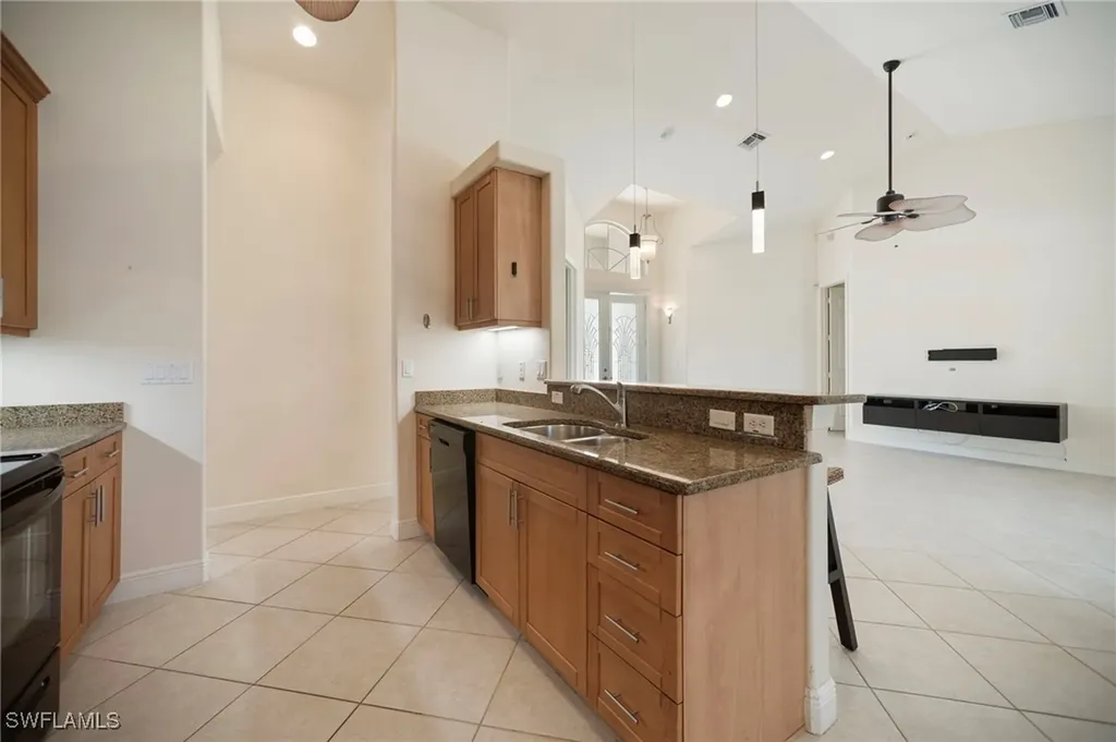 10347 Wood Ibis Avenue Bonita Springs FL 34135