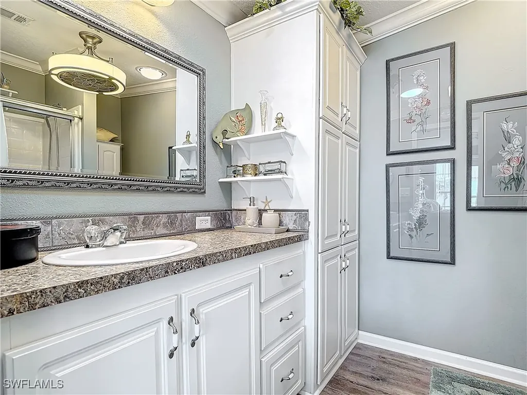 10047 Parkwood Drive Fort Myers FL 33905