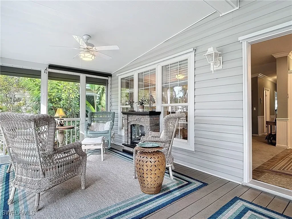 10047 Parkwood Drive Fort Myers FL 33905