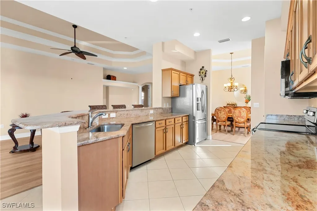 174 Shadroe Cove Circle Cape Coral FL 33991