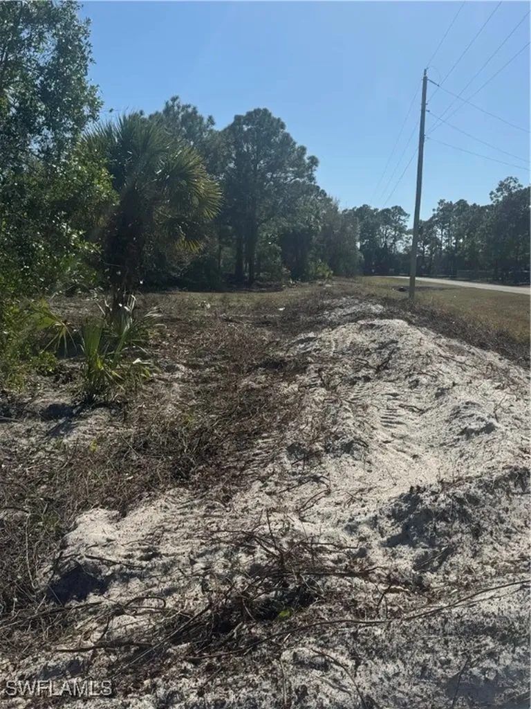 855 S Cabbage Palm Street Clewiston FL 33440