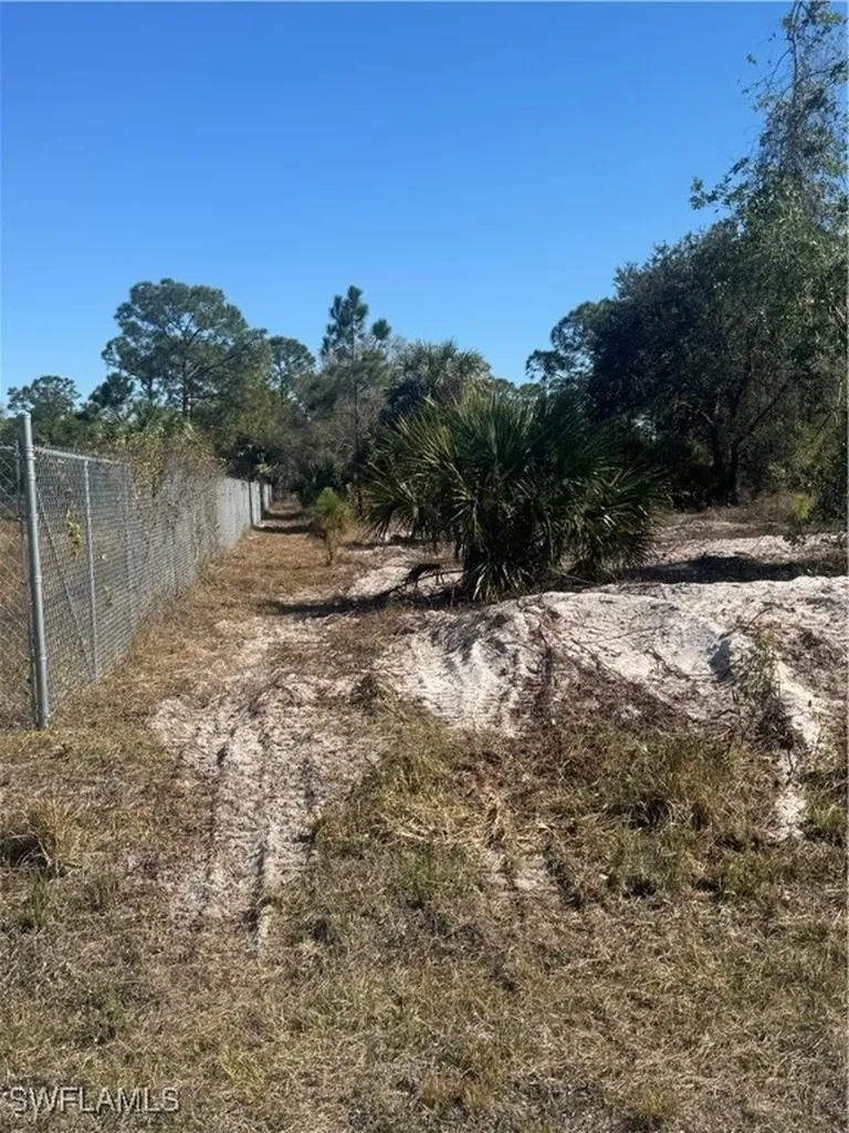 855 S Cabbage Palm Street Clewiston FL 33440