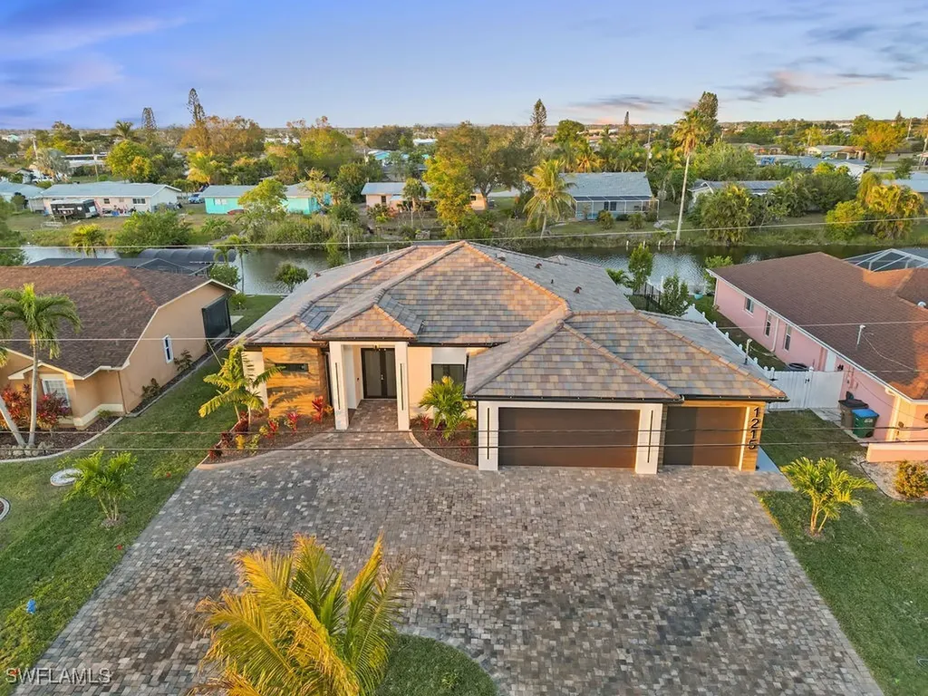 1215 NE 3rd Terrace Cape Coral FL 33909