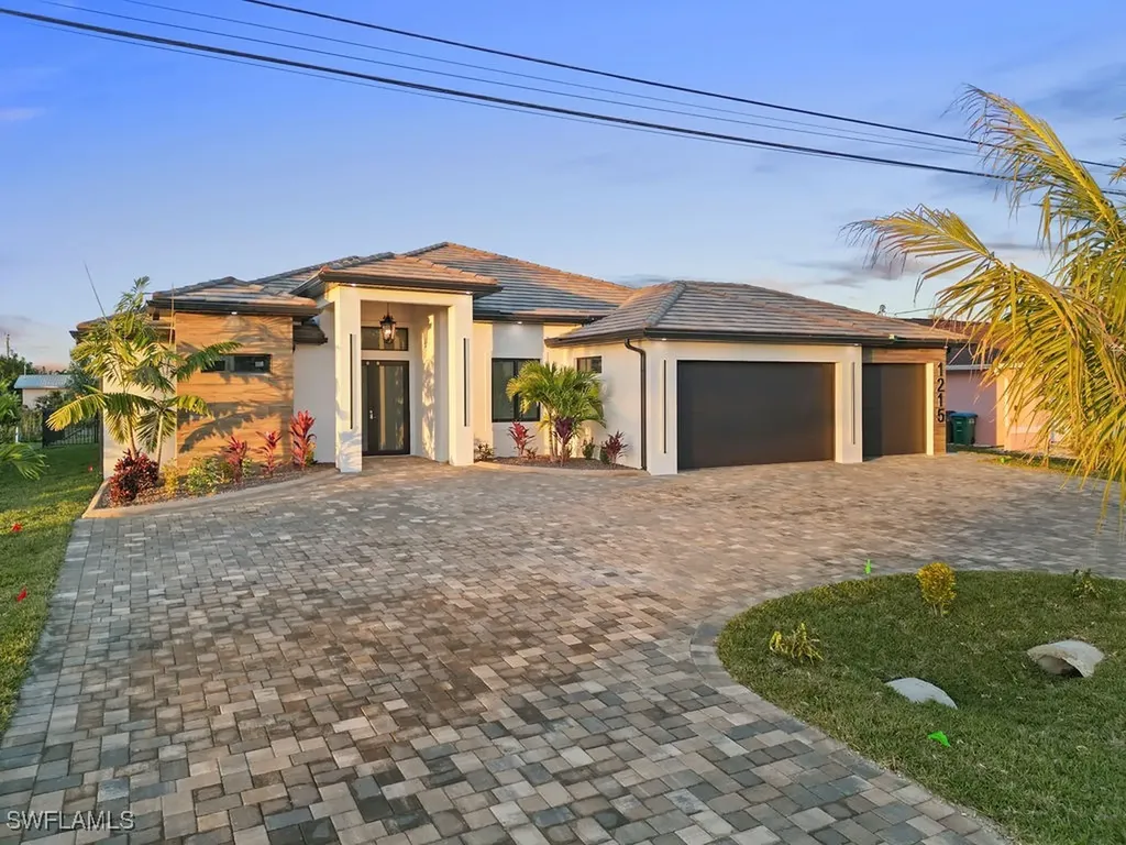 1215 NE 3rd Terrace Cape Coral FL 33909