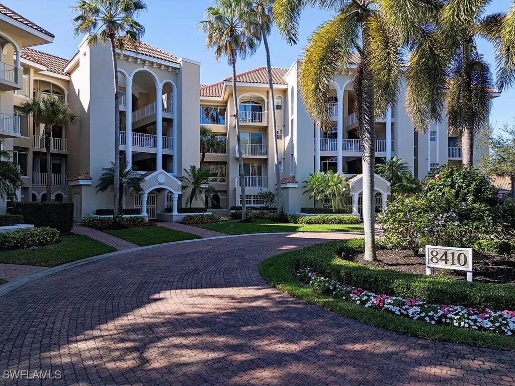 8410 Abbington Circle Naples FL 34108