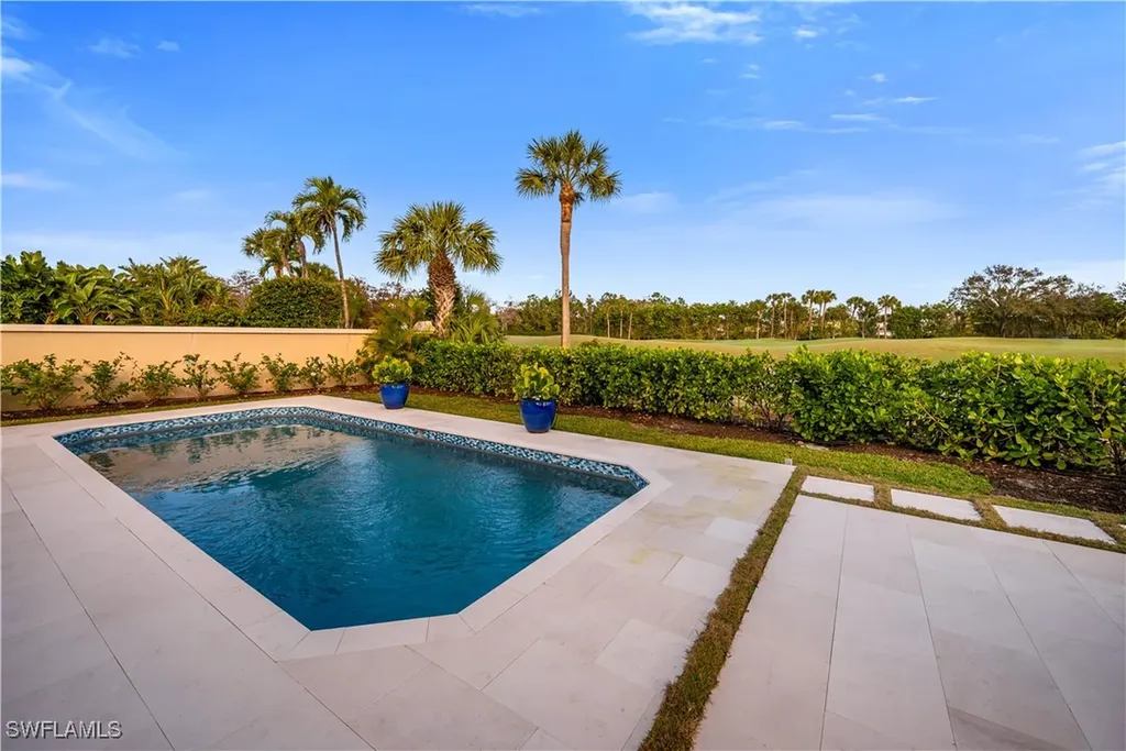 191 Via Napoli Naples FL 34105