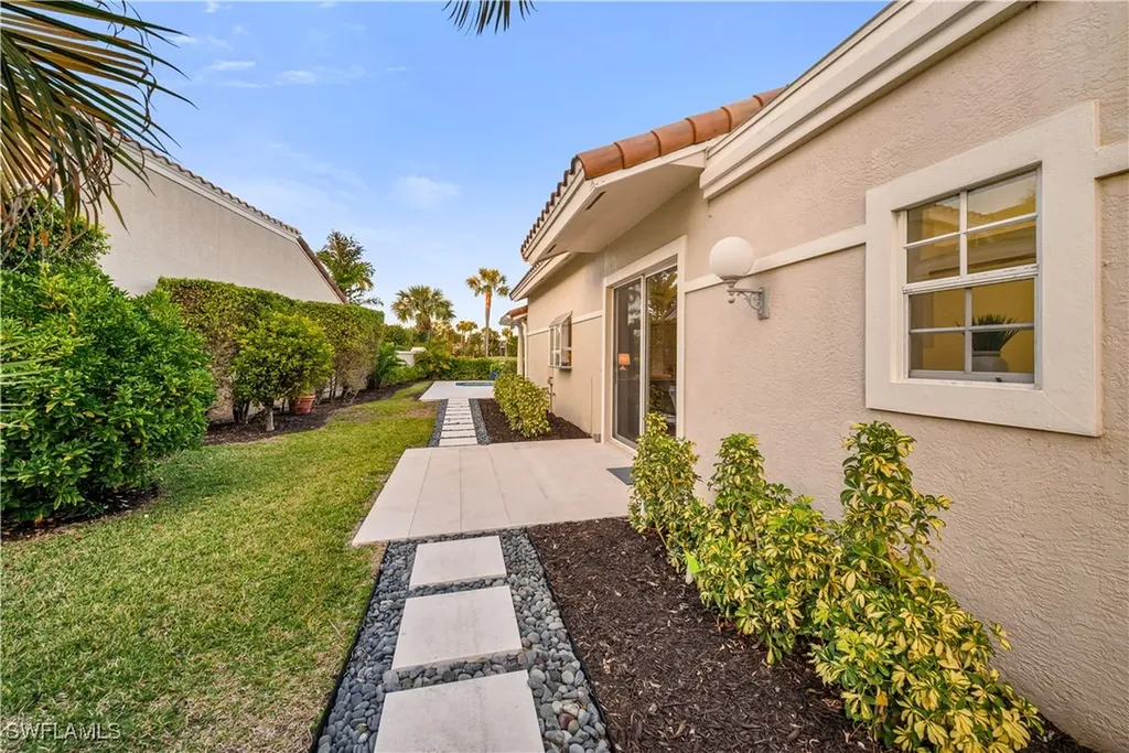 191 Via Napoli Naples FL 34105