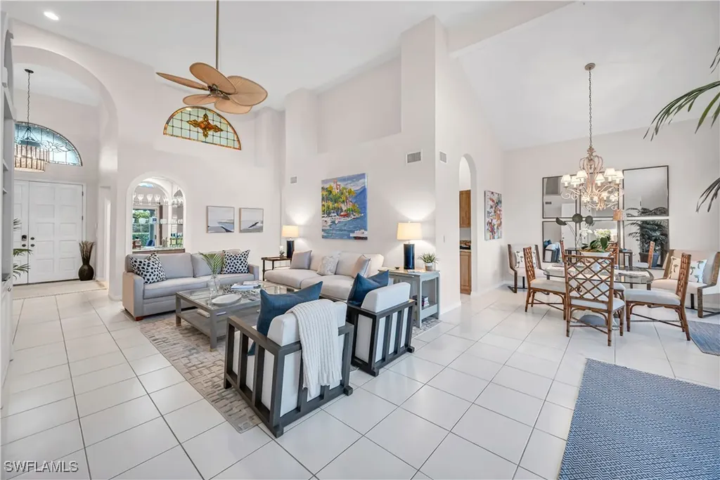 191 Via Napoli Naples FL 34105