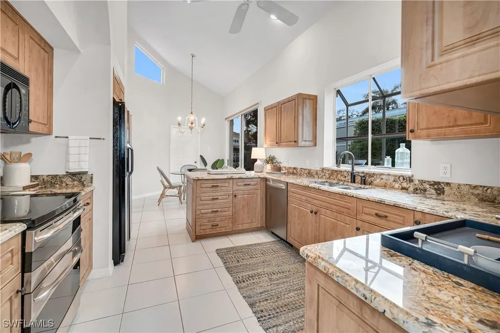 191 Via Napoli Naples FL 34105