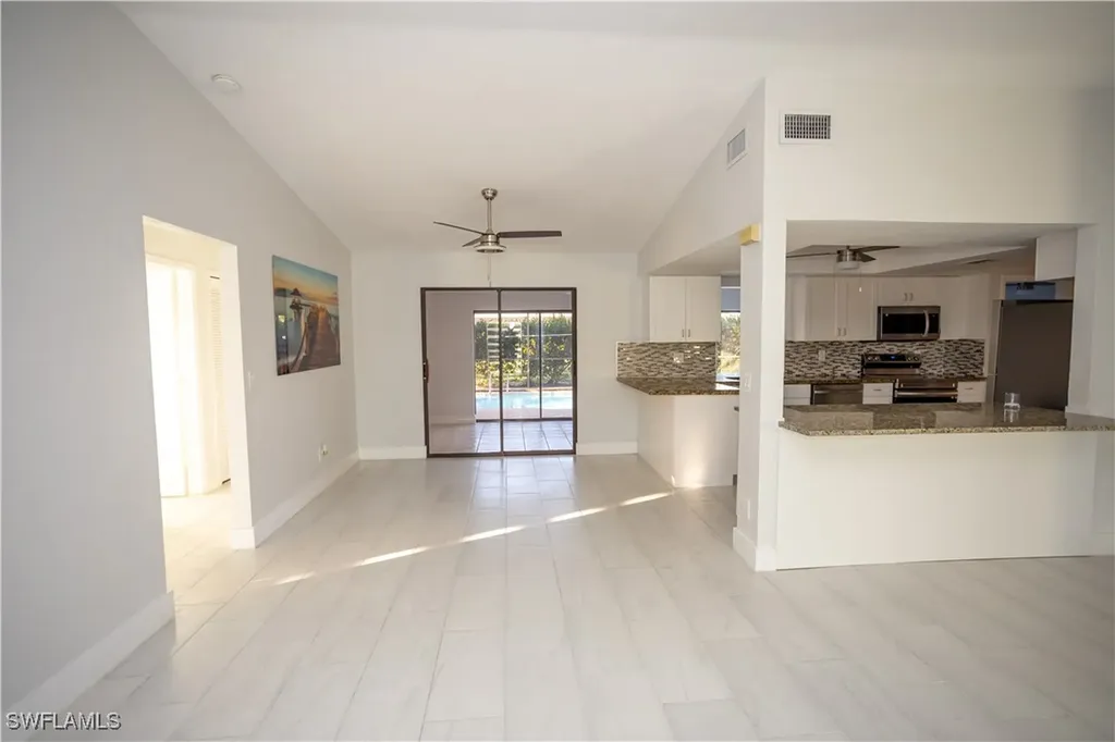 1217 SE 17th Terrace Cape Coral FL 33990