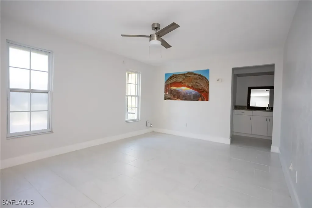 1217 SE 17th Terrace Cape Coral FL 33990