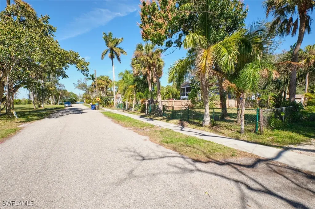 213 Delray Avenue Fort Myers FL 33905