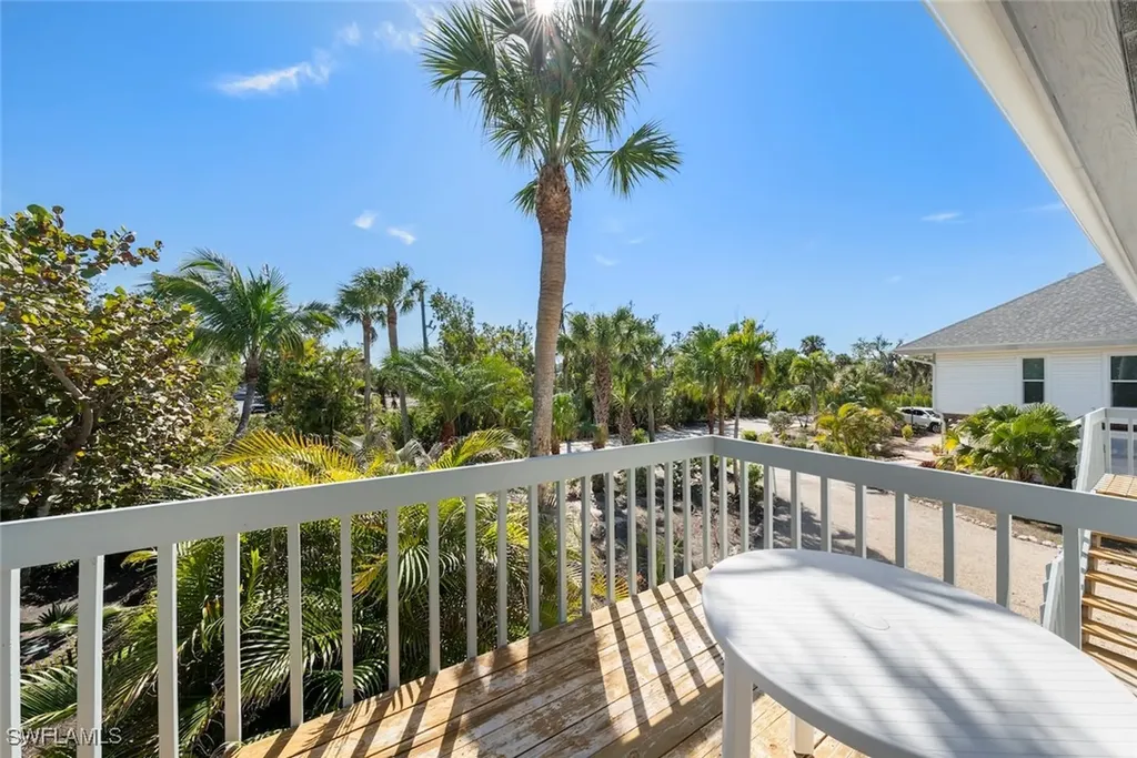 2126 Egret Circle Sanibel FL 33957