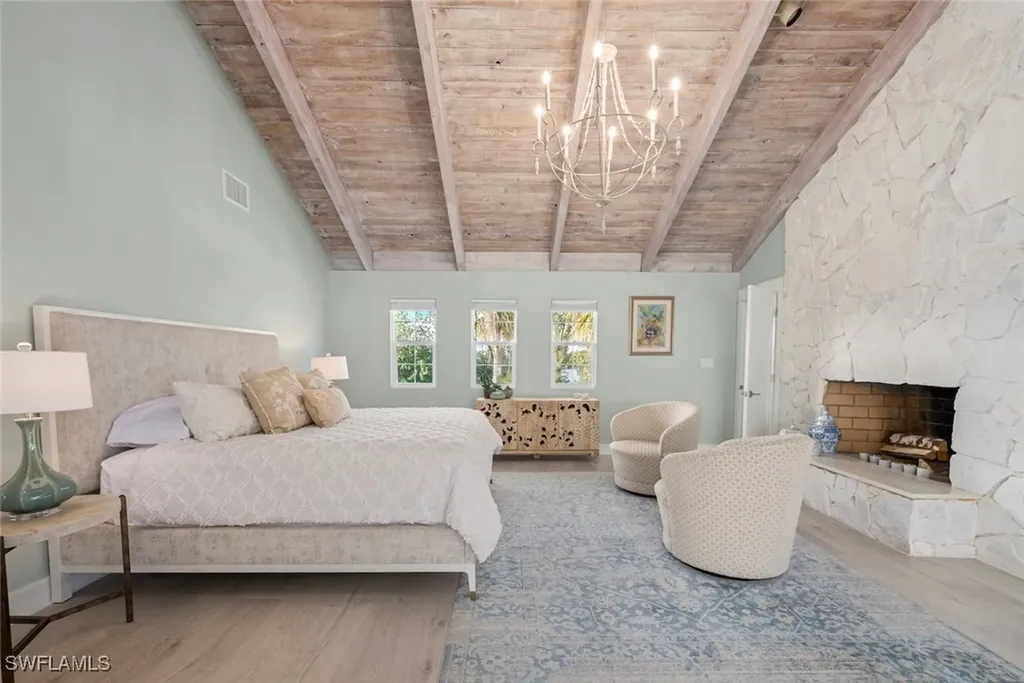 9113 Mockingbird Drive Sanibel FL 33957
