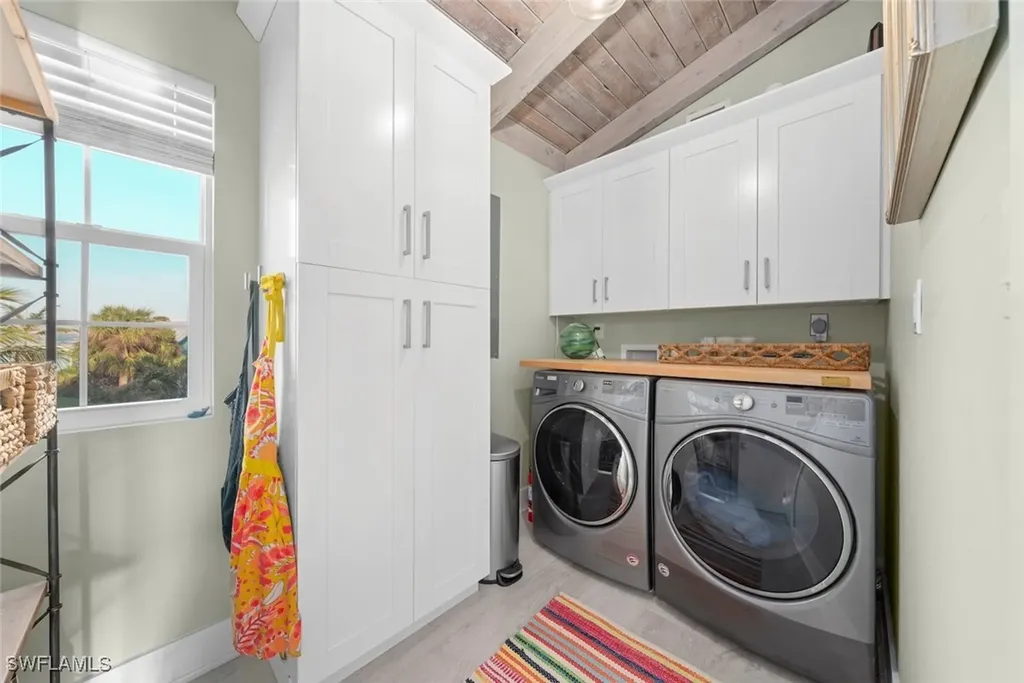 9113 Mockingbird Drive Sanibel FL 33957