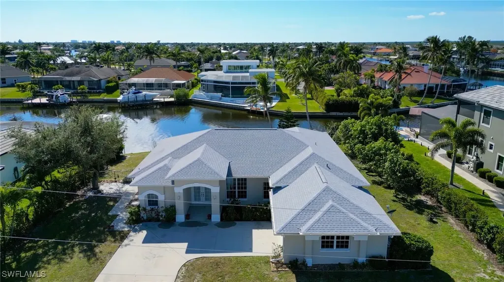 2810 SW 25th Street Cape Coral FL 33914