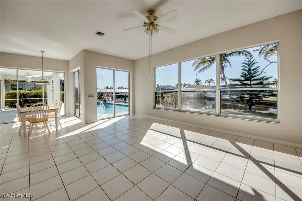 2810 SW 25th Street Cape Coral FL 33914