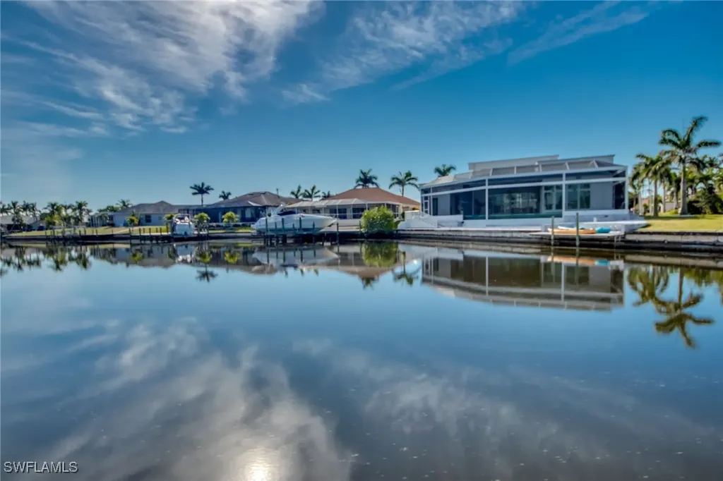 2810 SW 25th Street Cape Coral FL 33914