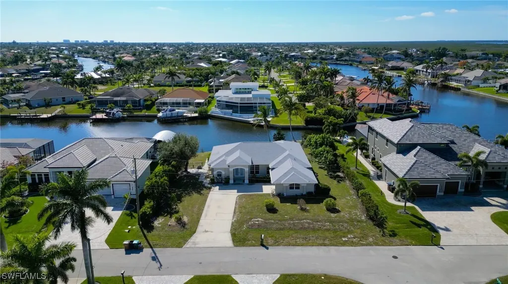 2810 SW 25th Street Cape Coral FL 33914