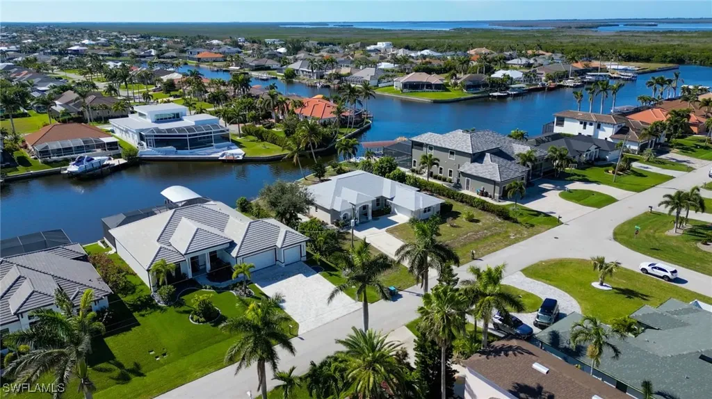 2810 SW 25th Street Cape Coral FL 33914