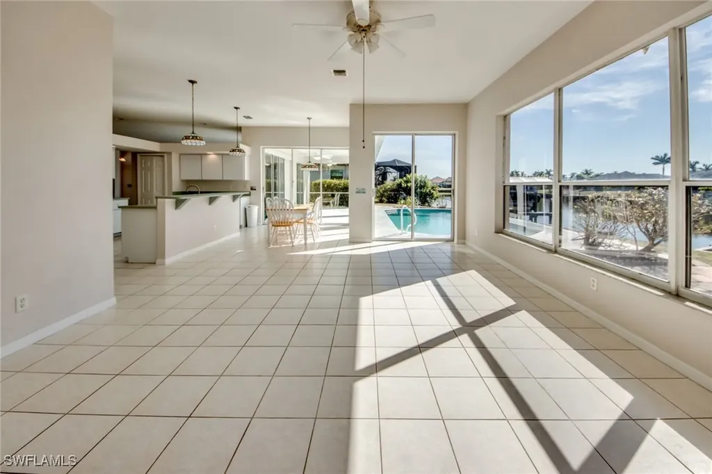 2810 SW 25th Street Cape Coral FL 33914