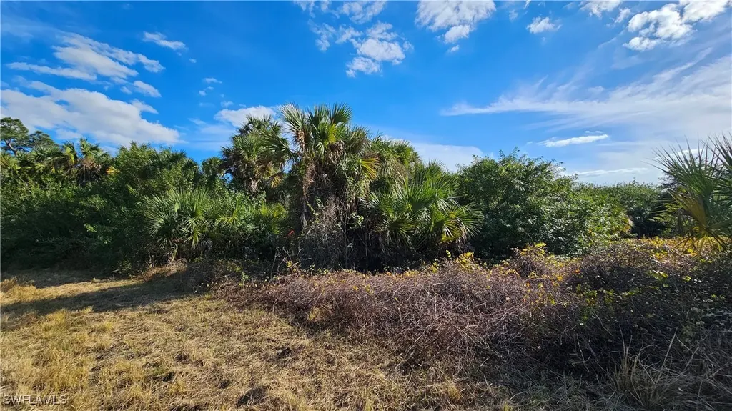 811 Opal Court Labelle FL 33935