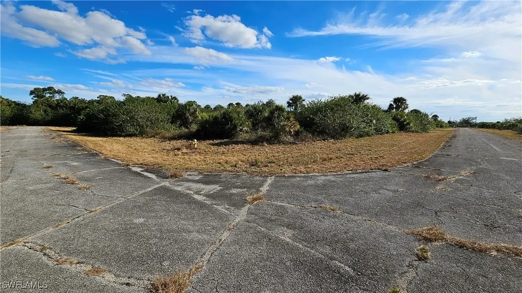 811 Opal Court Labelle FL 33935