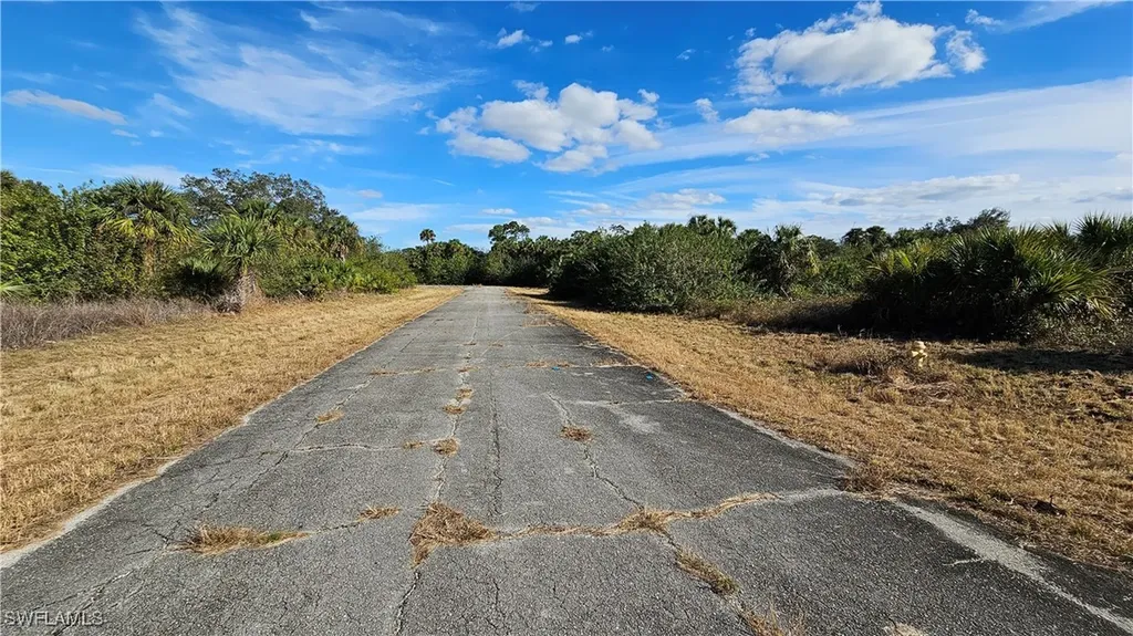 811 Opal Court Labelle FL 33935