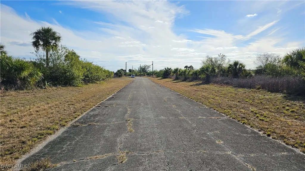 811 Opal Court Labelle FL 33935