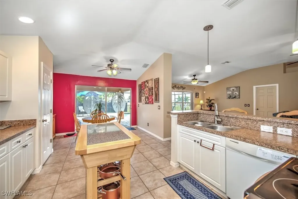 1609 NW 37th Place Cape Coral FL 33993