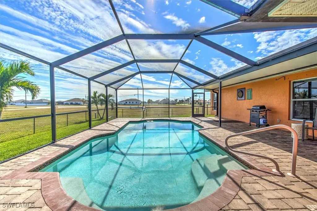 1609 NW 37th Place Cape Coral FL 33993