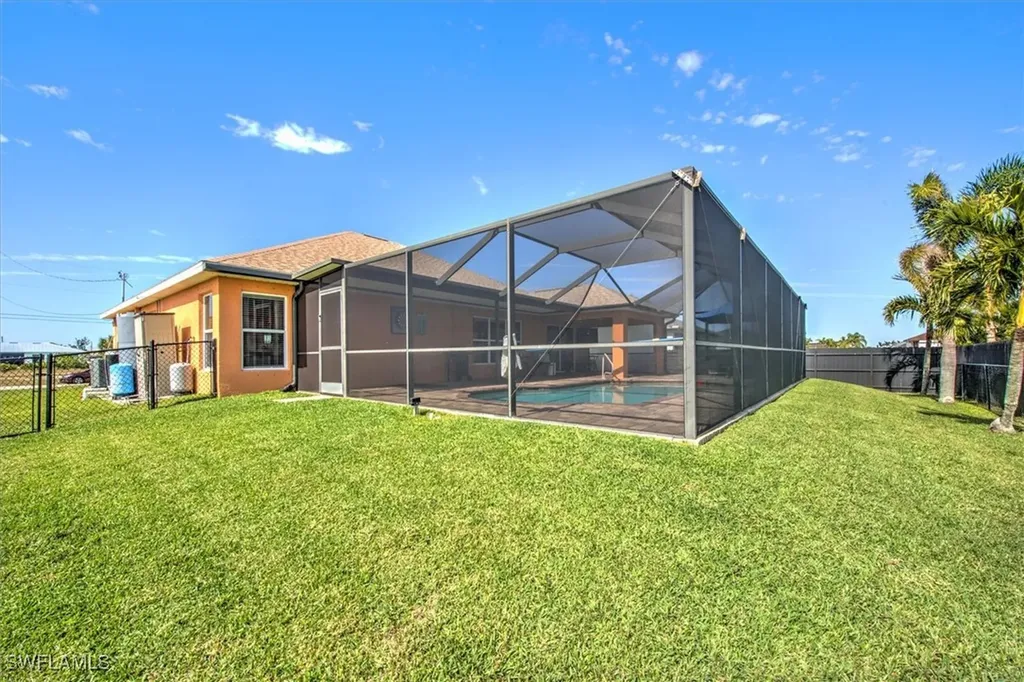 1609 NW 37th Place Cape Coral FL 33993