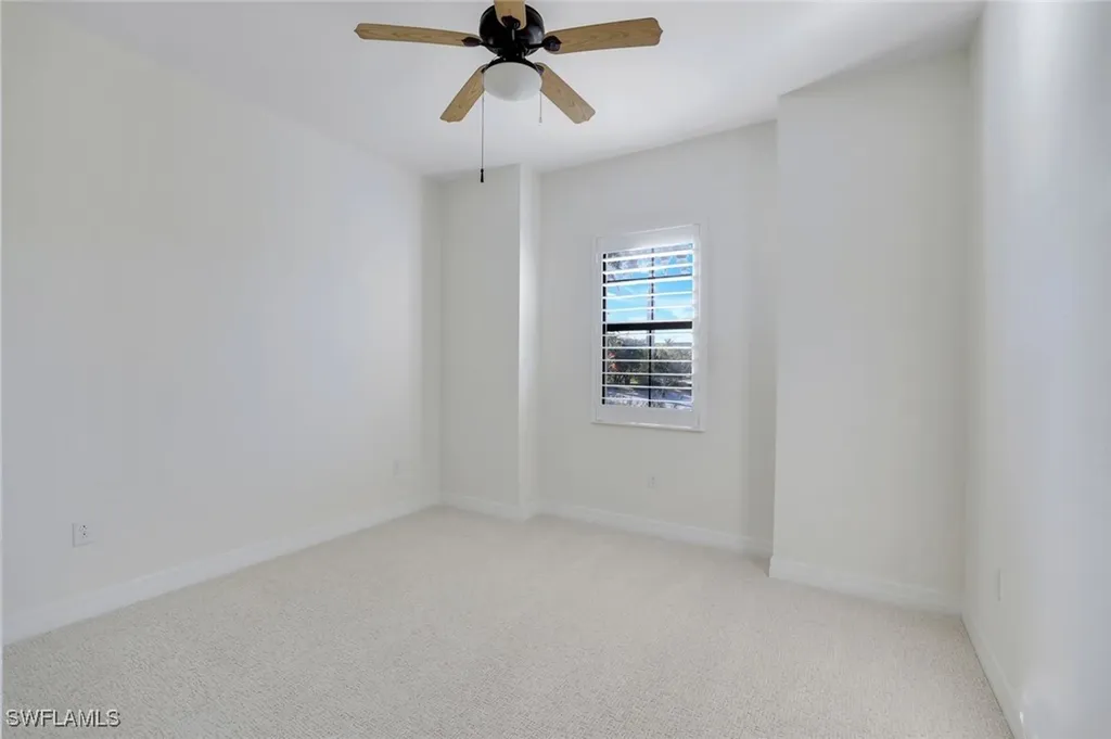 2806 Aviamar Circle Naples FL 34114
