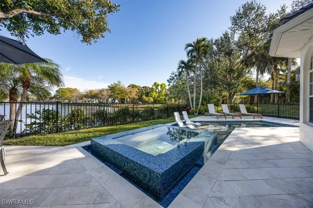 720 Bentwater Circle Naples FL 34108