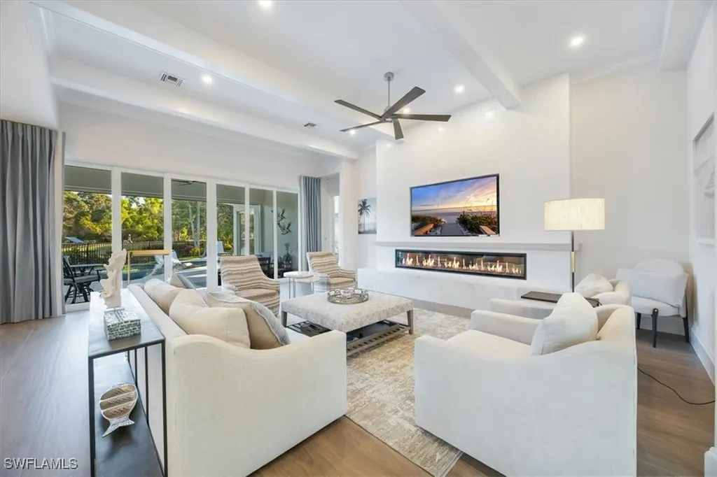 720 Bentwater Circle Naples FL 34108