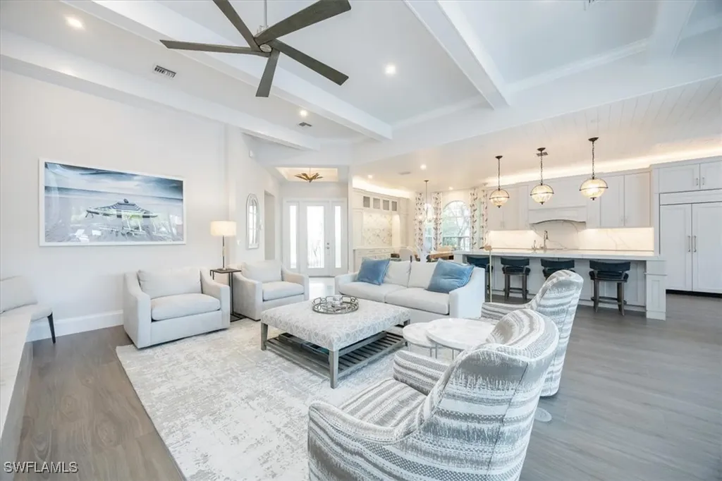 720 Bentwater Circle Naples FL 34108