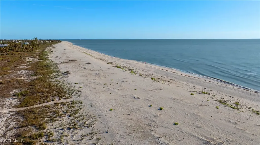 4741 Tradewinds Drive Sanibel FL 33957