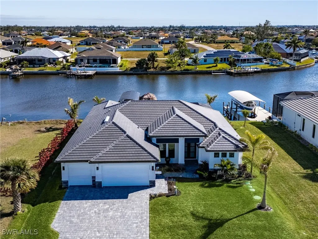 3700 NW 22nd Terrace Cape Coral FL 33993