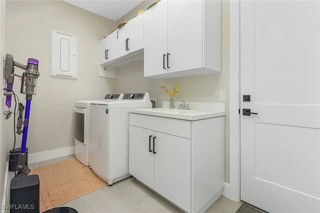 3700 NW 22nd Terrace Cape Coral FL 33993