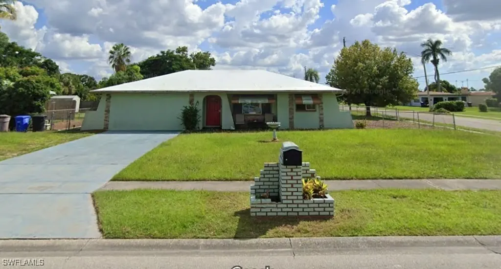 3104 Saint Charles Street Fort Myers FL 33916