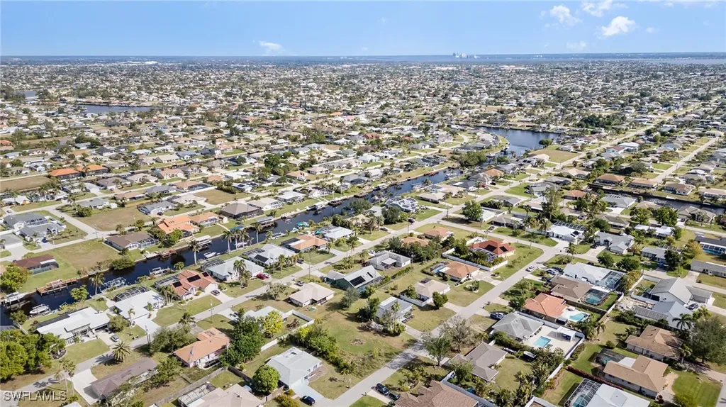 317 SE 32nd Terrace Cape Coral FL 33904