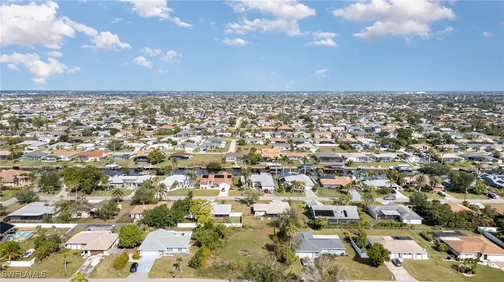 317 SE 32nd Terrace Cape Coral FL 33904