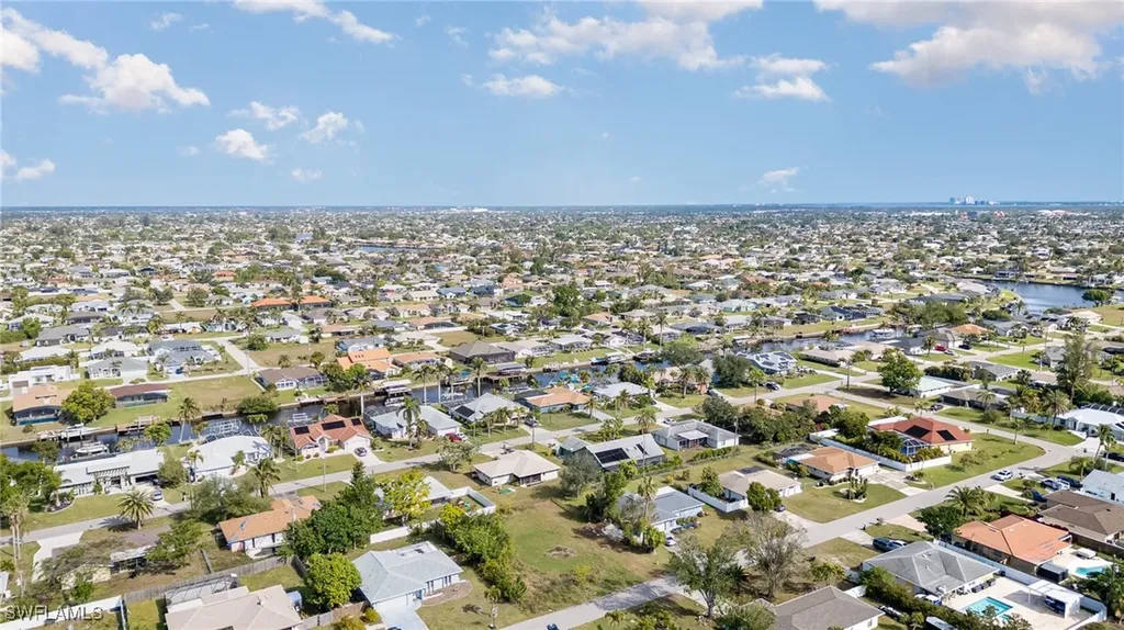 317 SE 32nd Terrace Cape Coral FL 33904