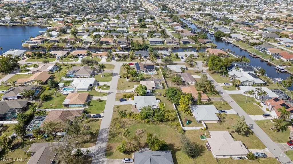 317 SE 32nd Terrace Cape Coral FL 33904